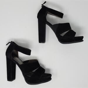 Nicole Miller Black Platform Heels